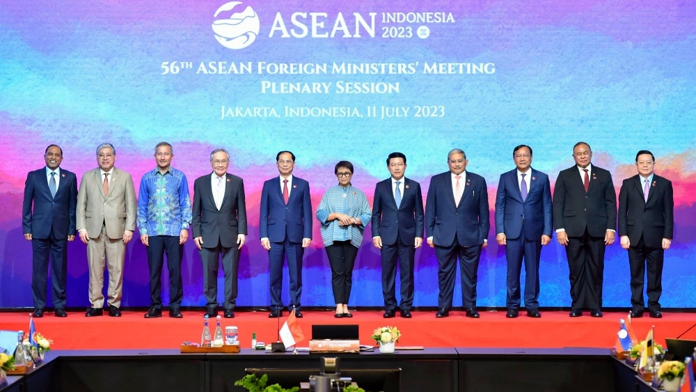 Vietnam – an active, responsible member in ASEAN in 2023